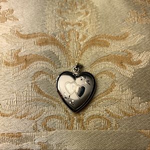 14k white gold heart pendant locket